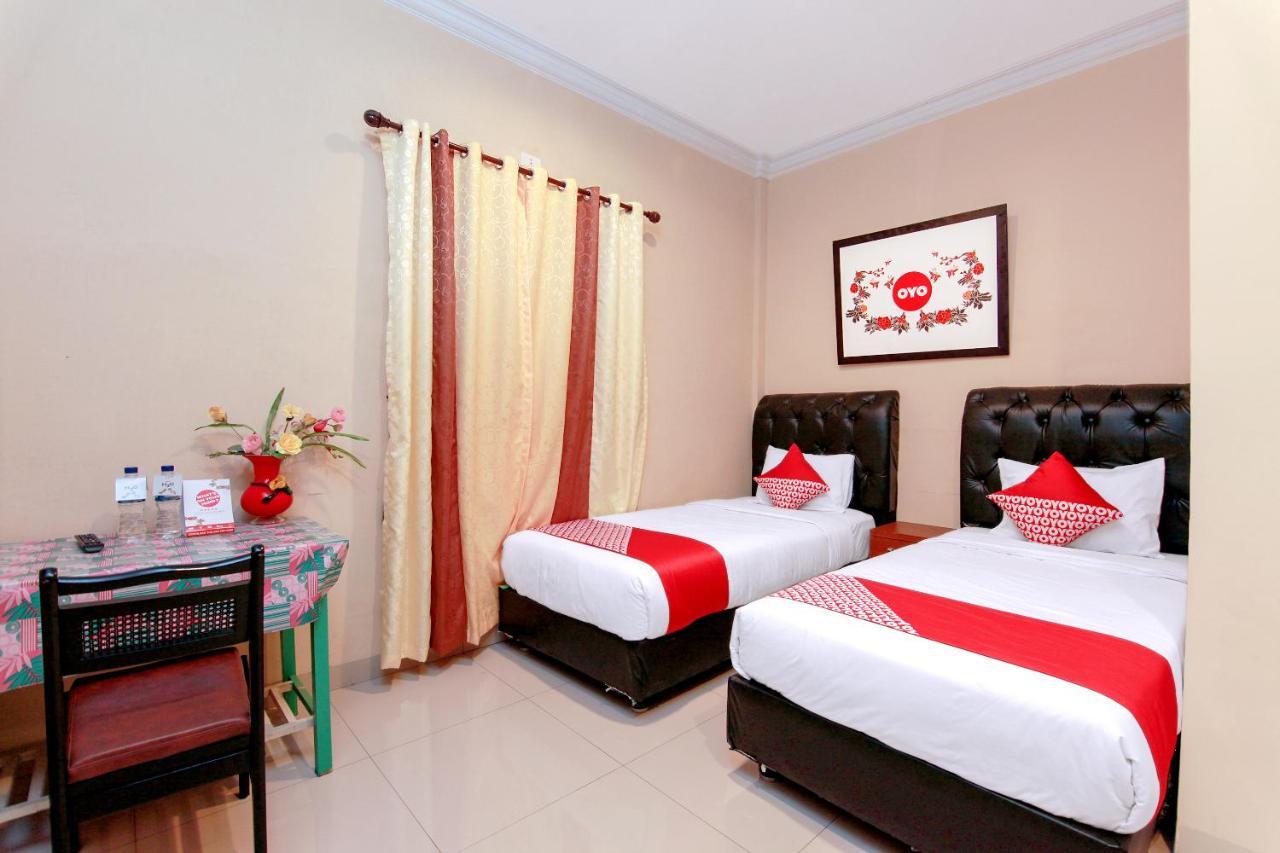 โอโย 799 โฮเต็ล ดิเยง Hotel เบอราสตากี ภายนอก รูปภาพ
